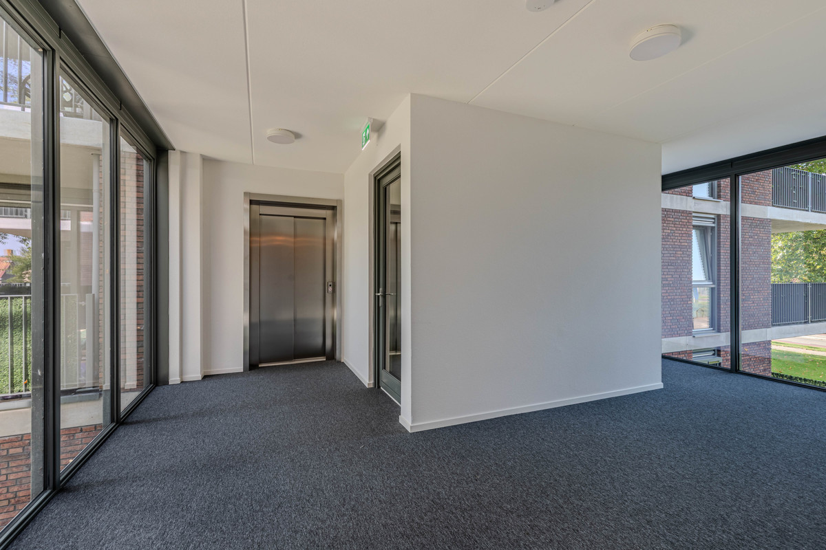 Appartement te koop: Venelaan 1-11, Rutten