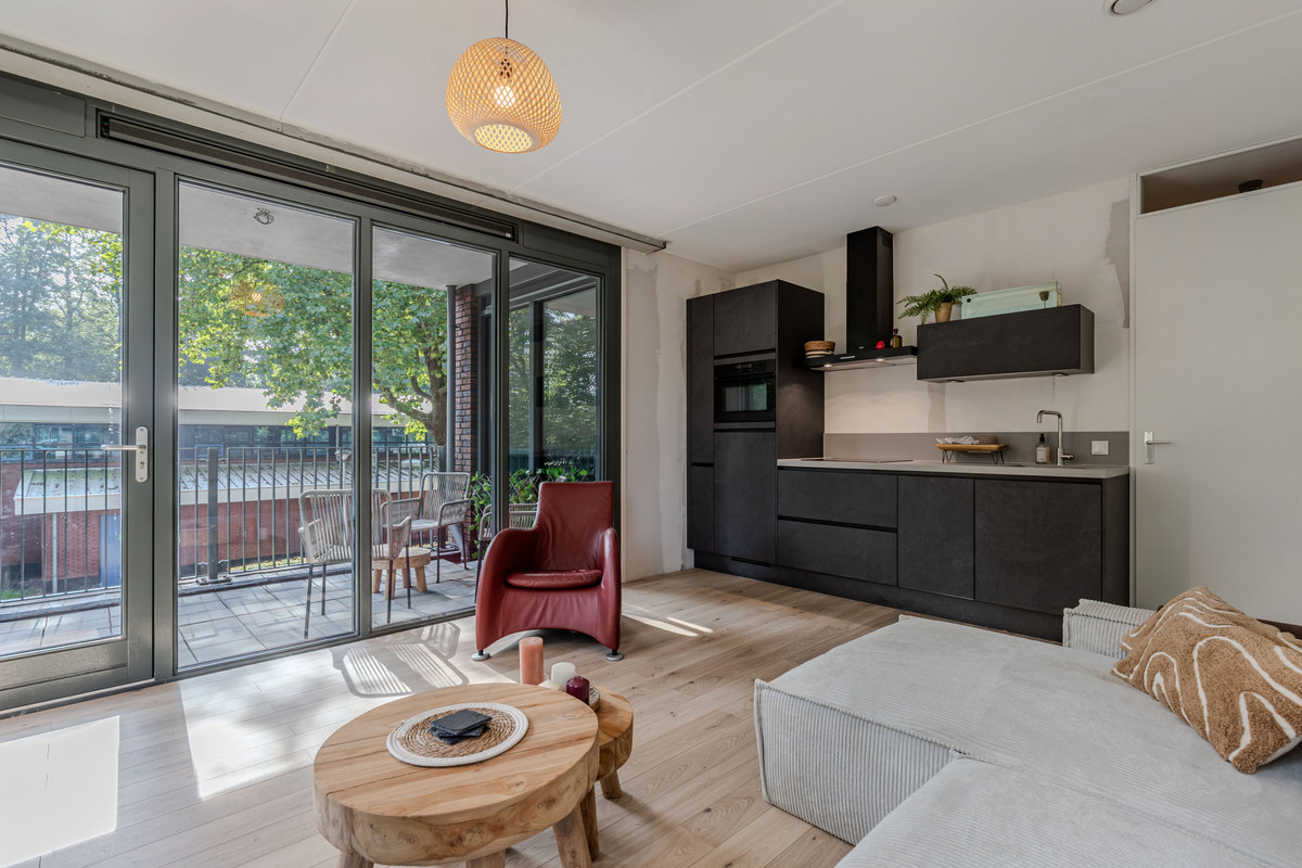 Appartement te koop: Venelaan 1-11, Rutten