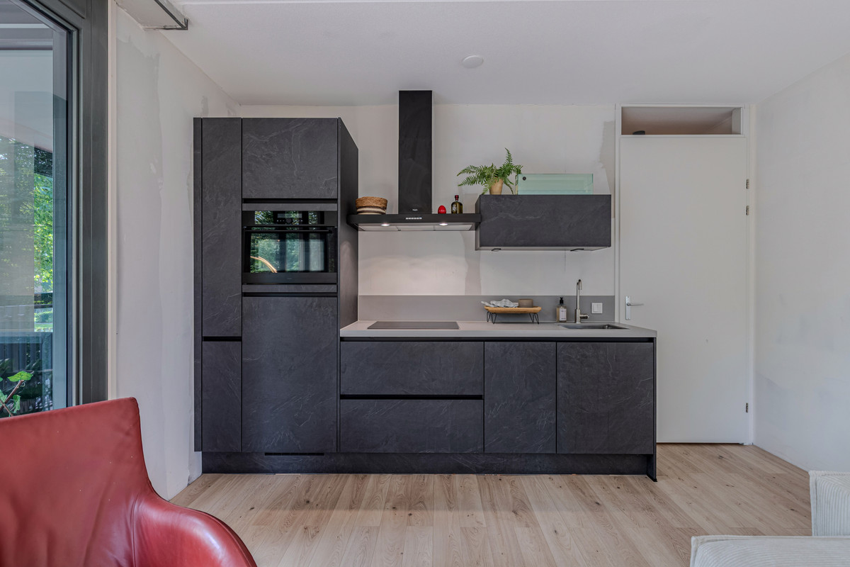 Appartement te koop: Venelaan 1-11, Rutten
