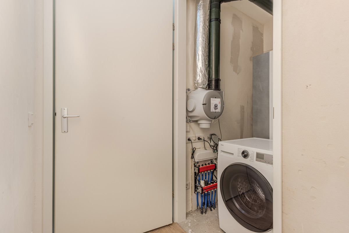 Appartement te koop: Venelaan 1-11, Rutten
