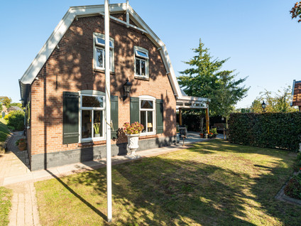 Maasdijk 12