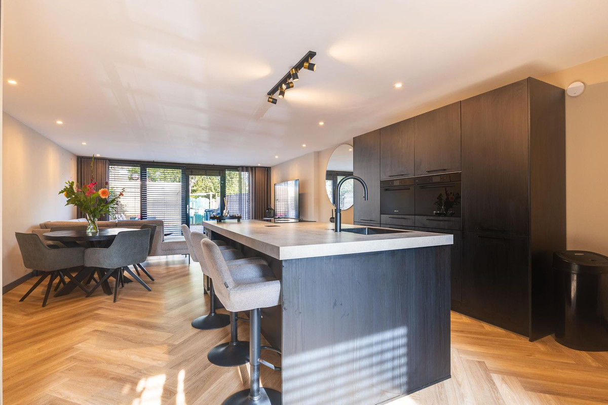 Tussenwoning te koop: Spaarbekkenkade 9, Purmerend