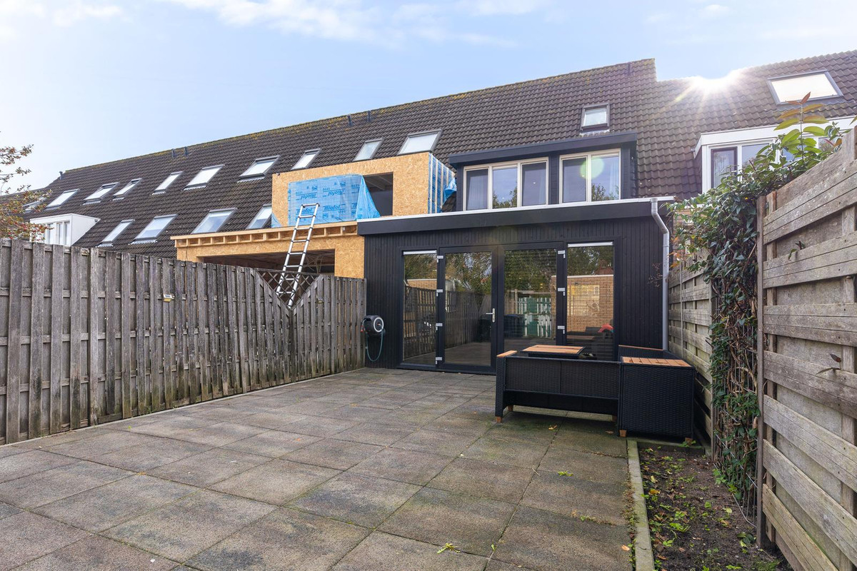 Tussenwoning te koop: Spaarbekkenkade 9, Purmerend