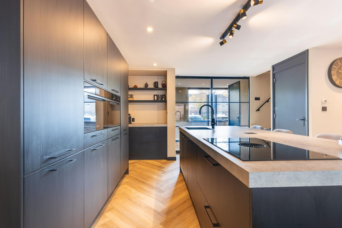 Tussenwoning te koop: Spaarbekkenkade 9, Purmerend