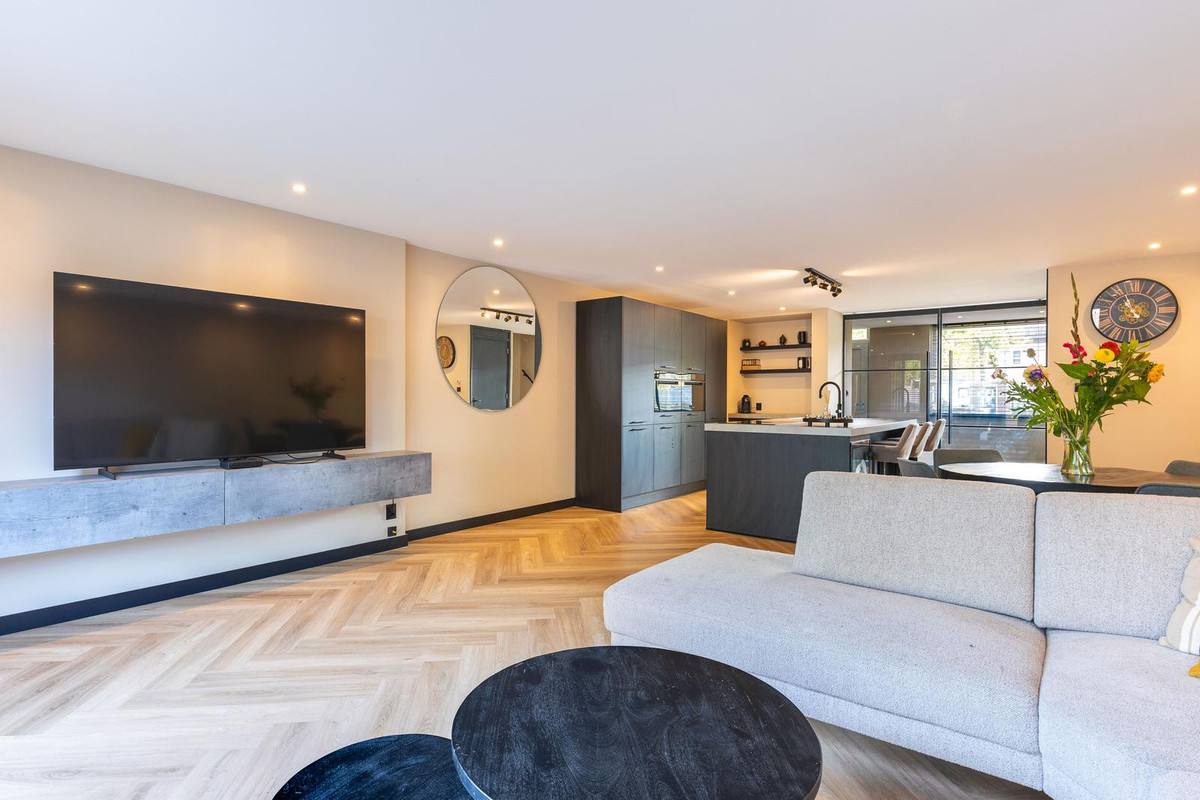 Tussenwoning te koop: Spaarbekkenkade 9, Purmerend