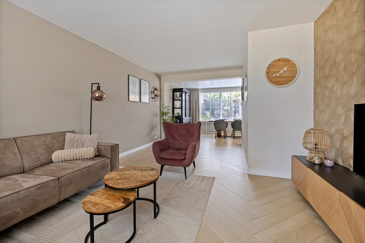 Tussenwoning te koop: Broederhof 2, Veldhoven