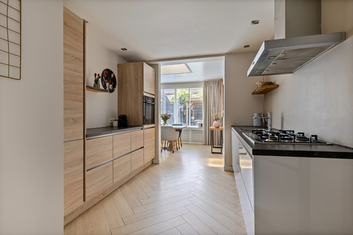 Tussenwoning te koop: Broederhof 2, Veldhoven