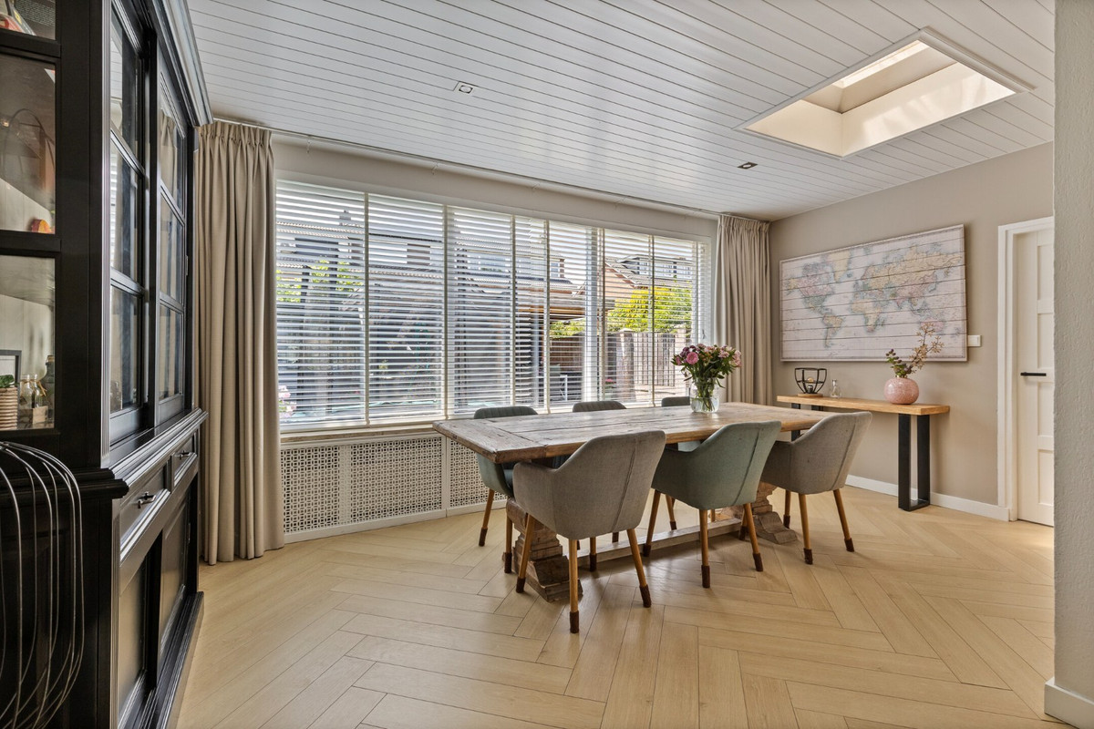 Tussenwoning te koop: Broederhof 2, Veldhoven