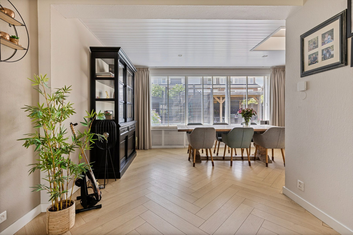 Tussenwoning te koop: Broederhof 2, Veldhoven