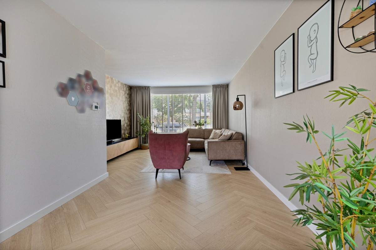 Tussenwoning te koop: Broederhof 2, Veldhoven