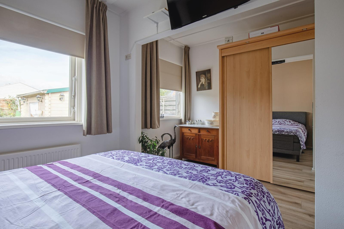 Tussenwoning te koop: Bernhardlaan 112, Den Burg