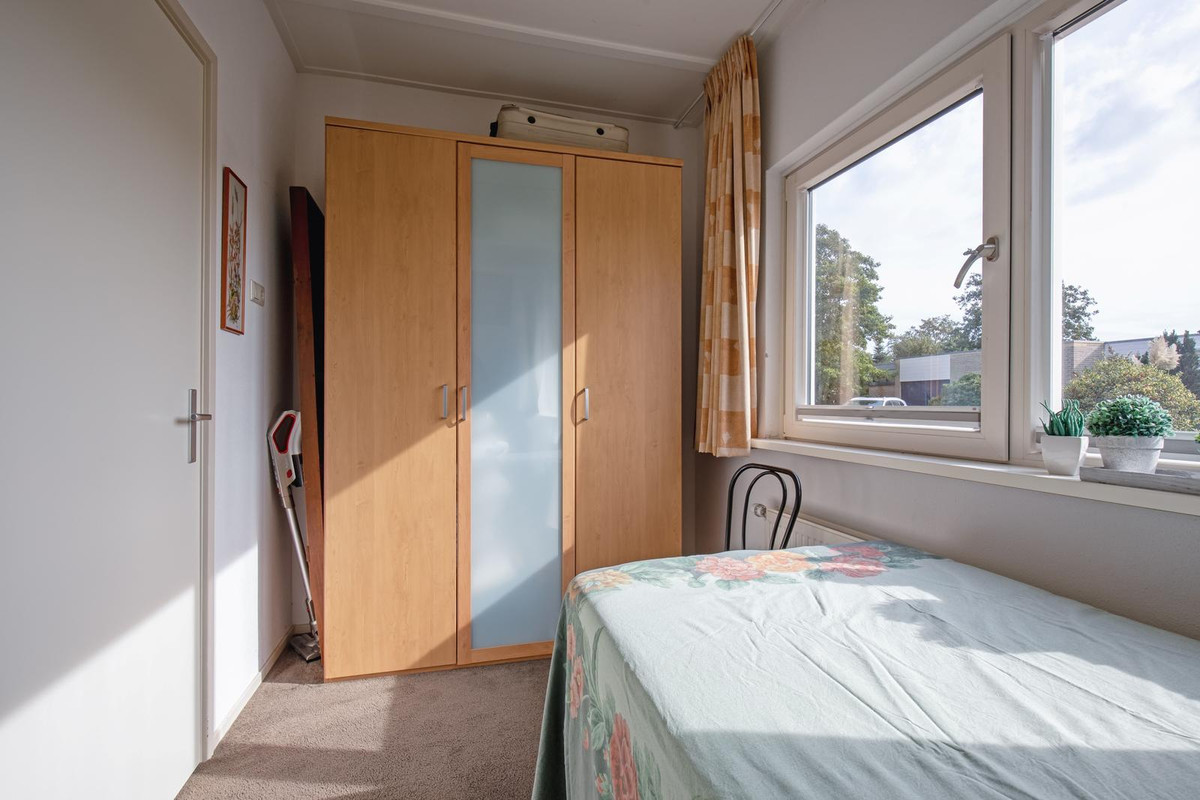 Tussenwoning te koop: Bernhardlaan 112, Den Burg
