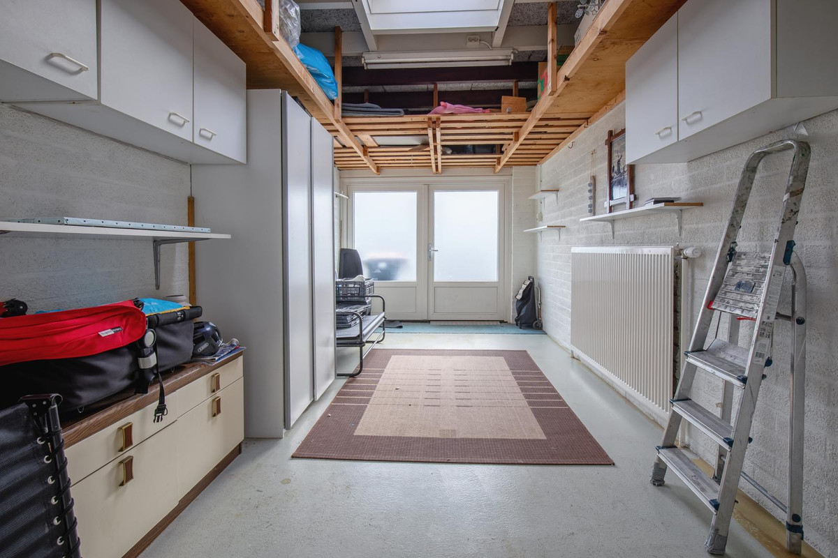 Tussenwoning te koop: Bernhardlaan 112, Den Burg
