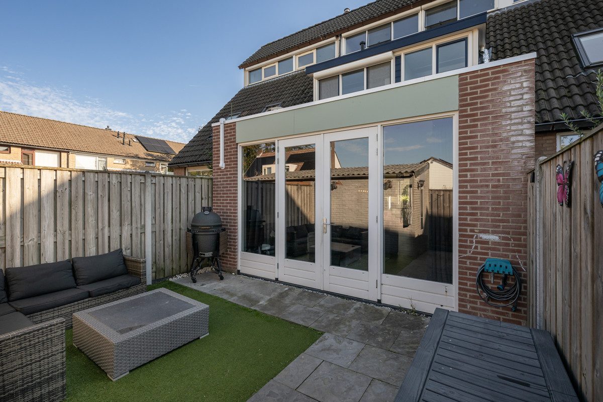 Tussenwoning te koop: Reiger 28, Sommelsdijk