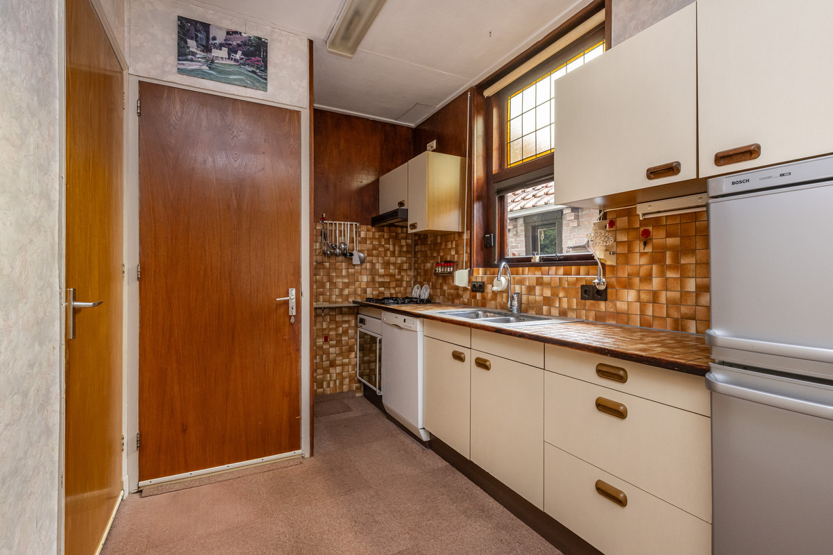 Vrijstaande woning te koop: Julianalaan 2, Dirksland