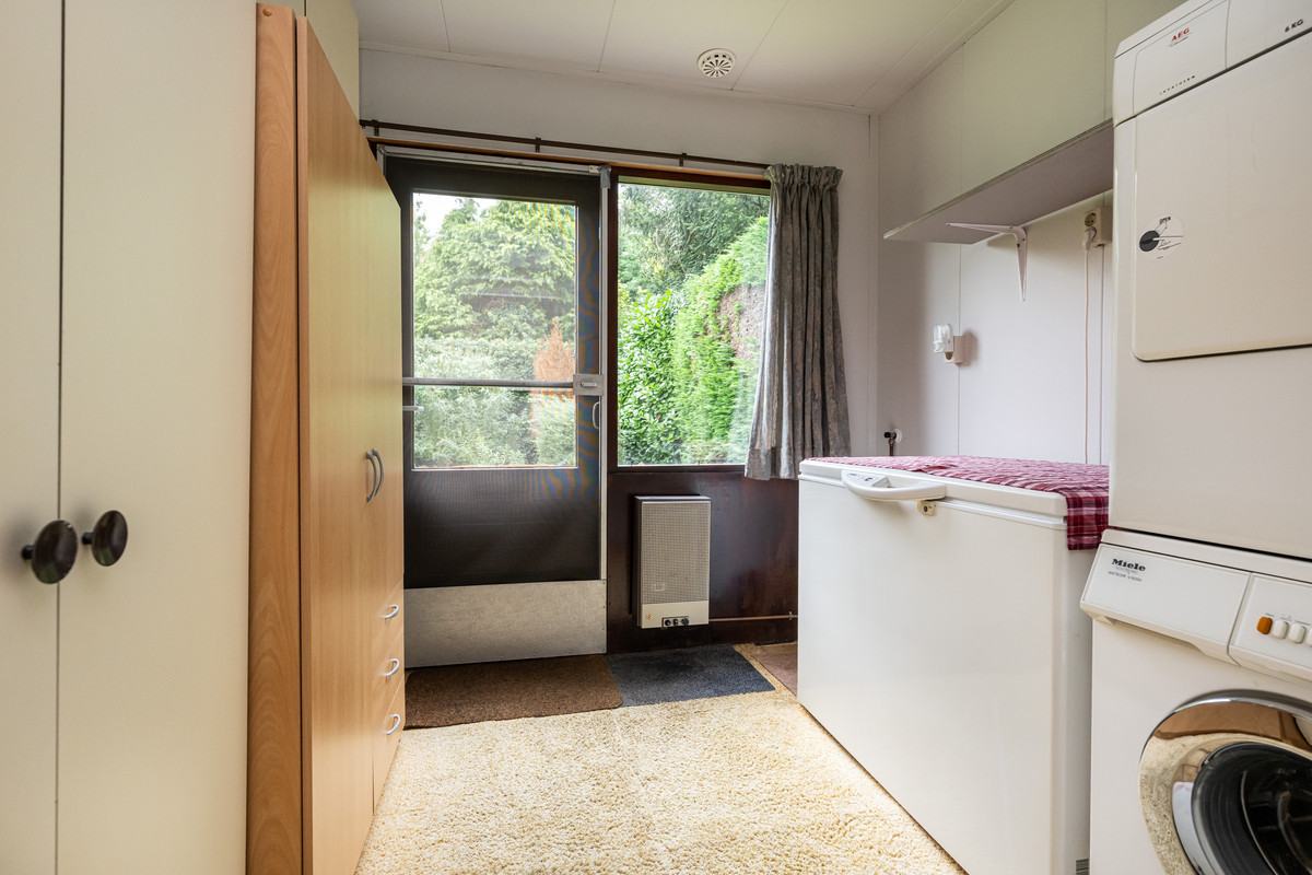 Vrijstaande woning te koop: Julianalaan 2, Dirksland