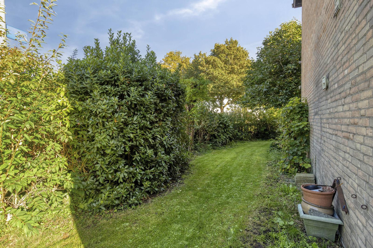 Hoekwoning te koop: Prins Hendrikstraat 15, Willemstad