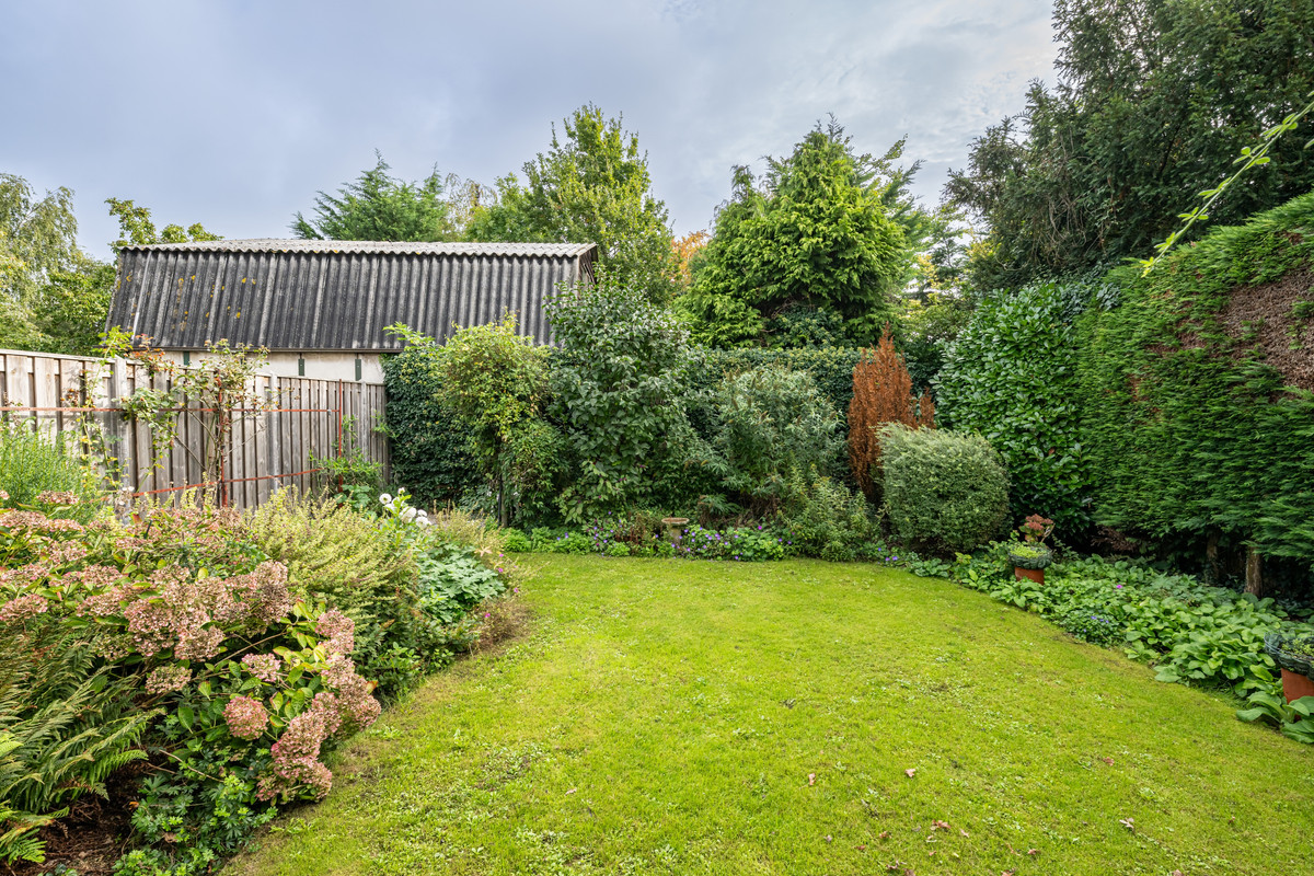 Vrijstaande woning te koop: Julianalaan 2, Dirksland