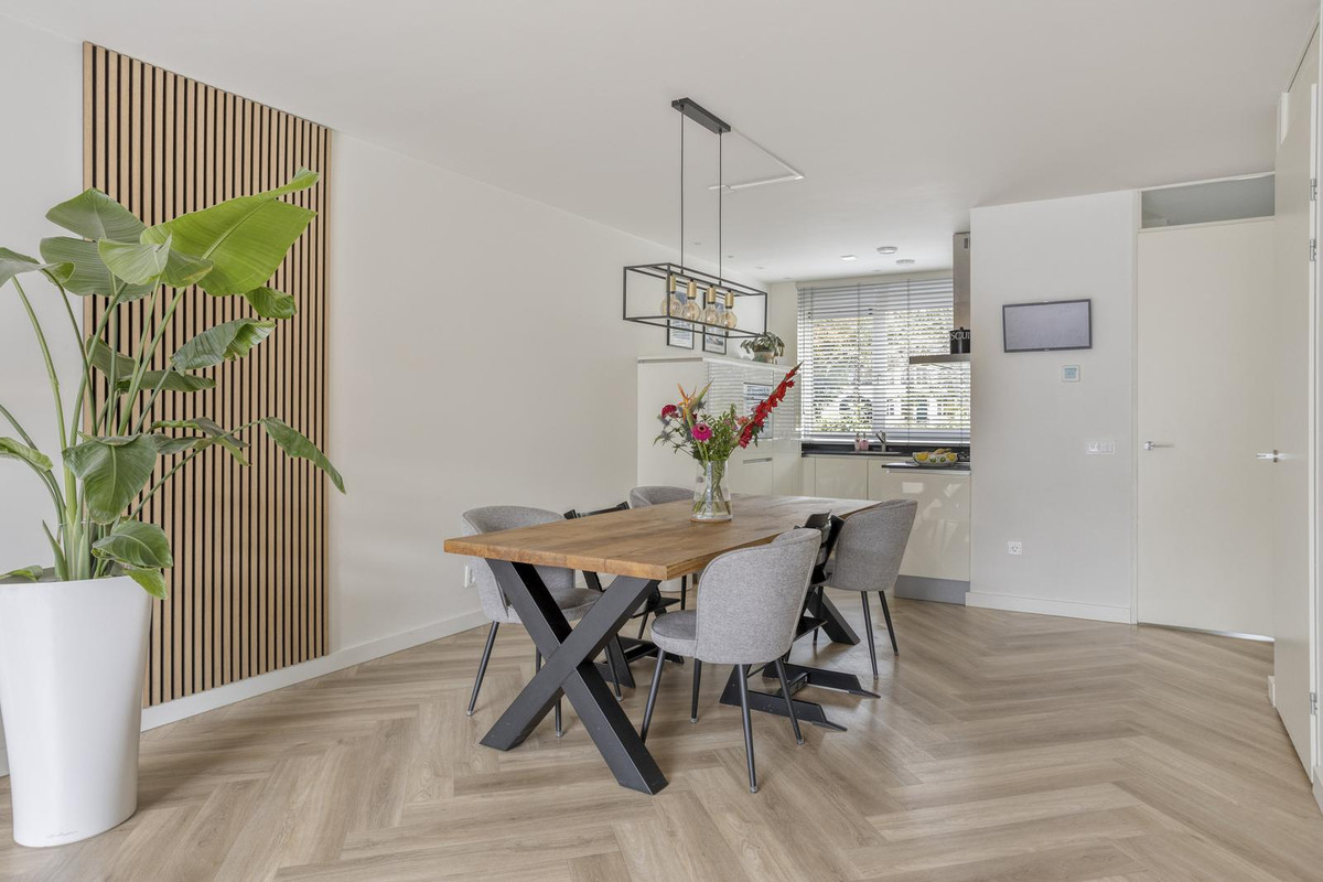 Tussenwoning te koop: Hogeweg 70, Gronsveld
