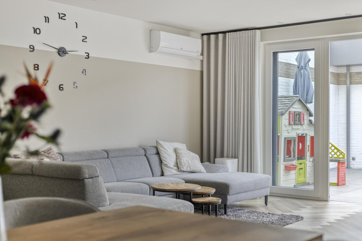 Tussenwoning te koop: Hogeweg 70, Gronsveld