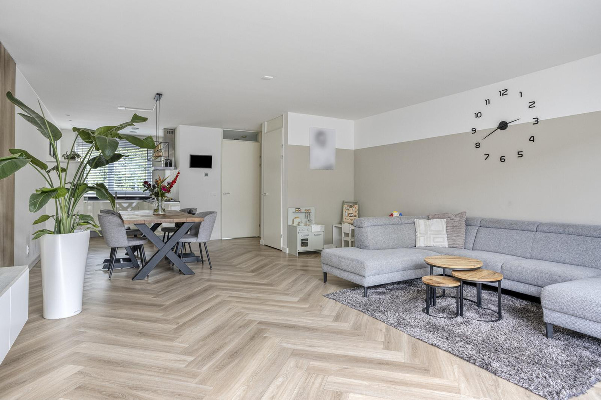 Tussenwoning te koop: Hogeweg 70, Gronsveld