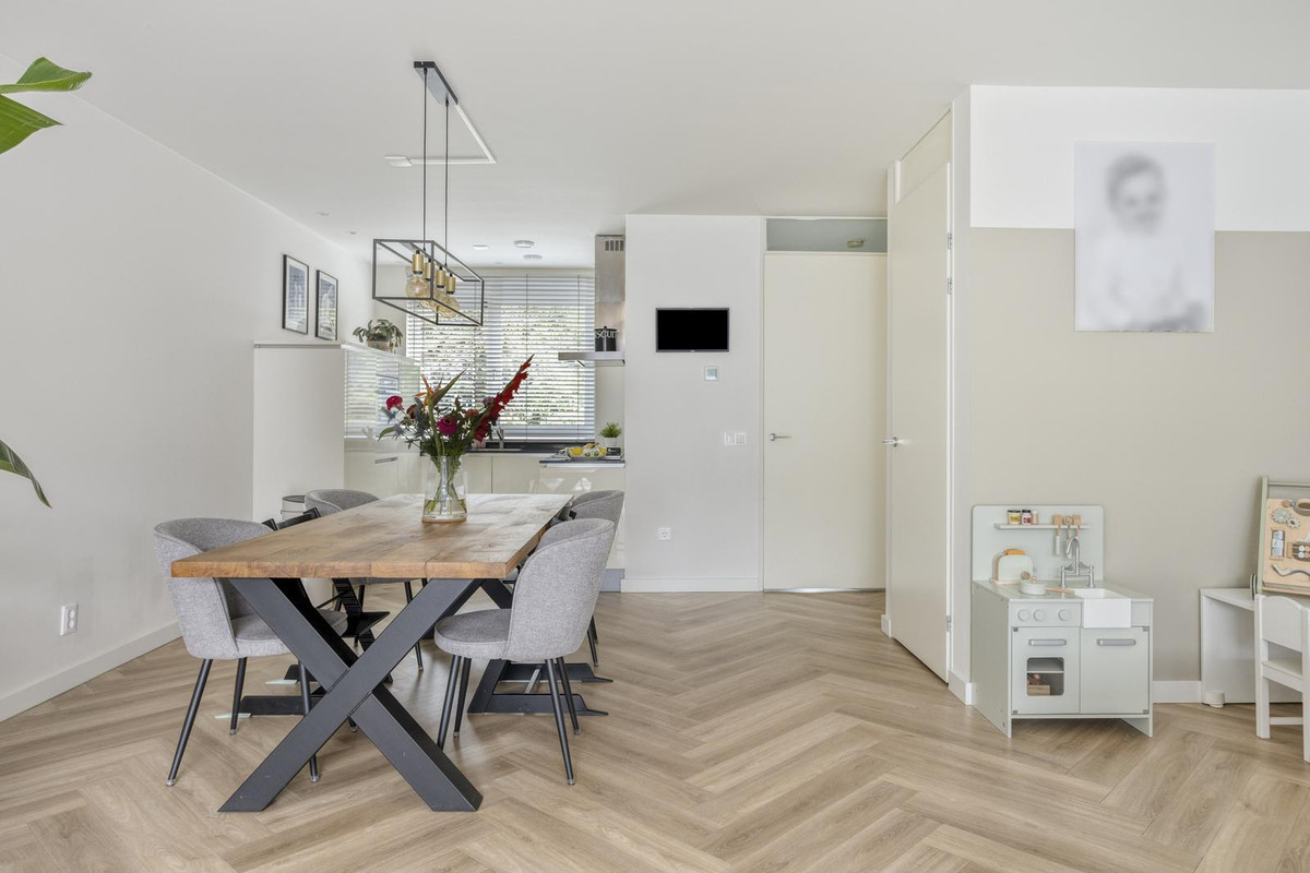 Tussenwoning te koop: Hogeweg 70, Gronsveld