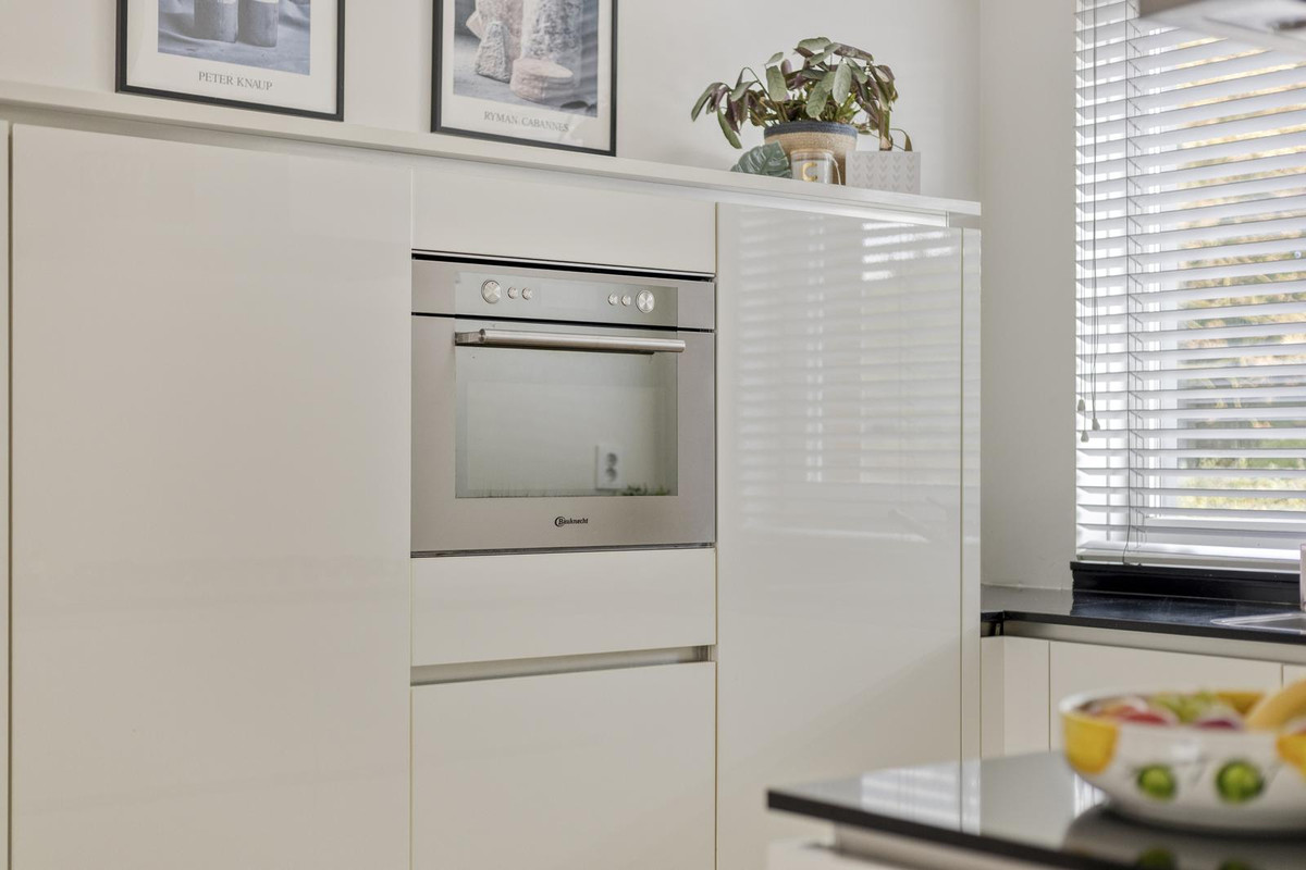 Tussenwoning te koop: Hogeweg 70, Gronsveld