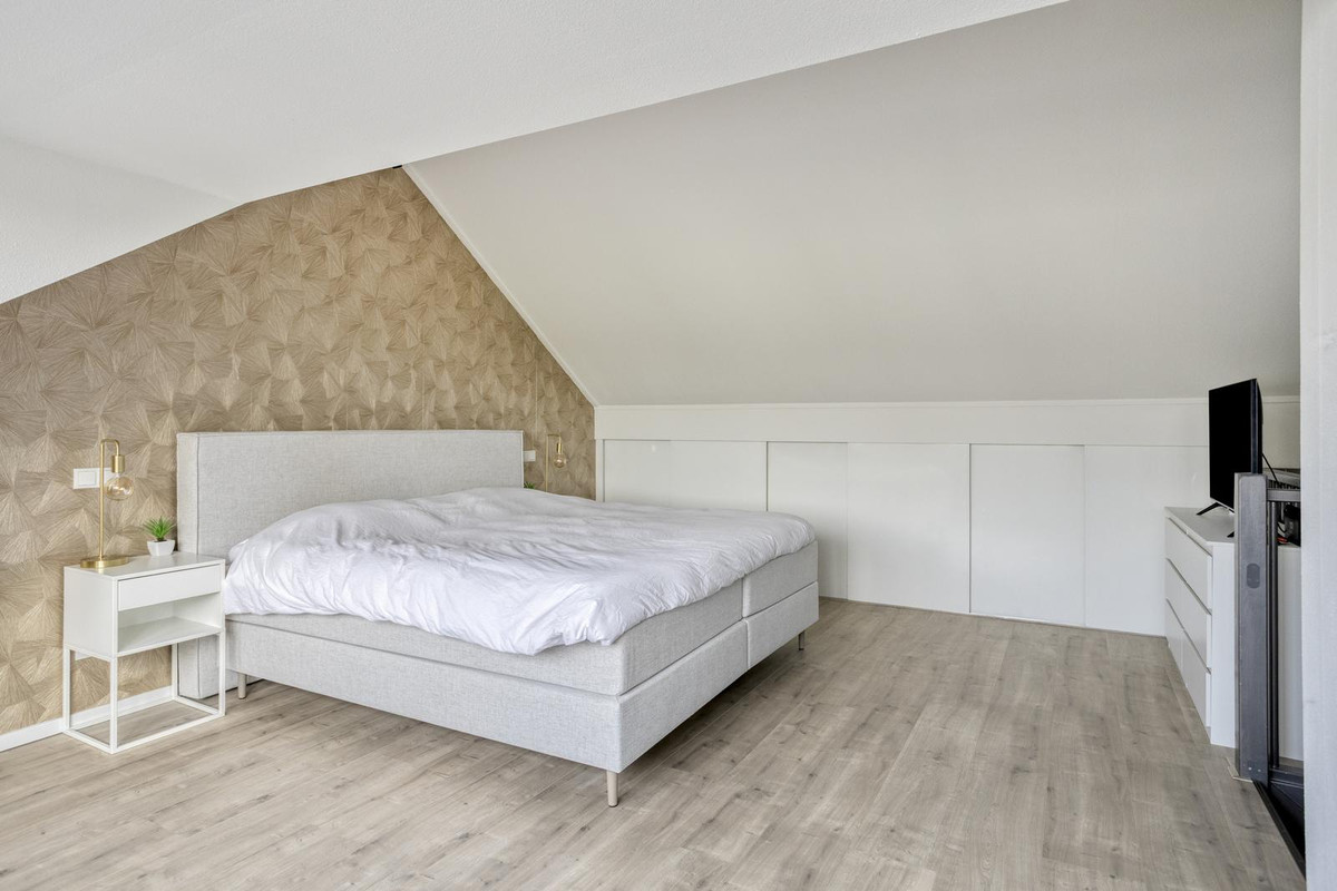 Tussenwoning te koop: Hogeweg 70, Gronsveld