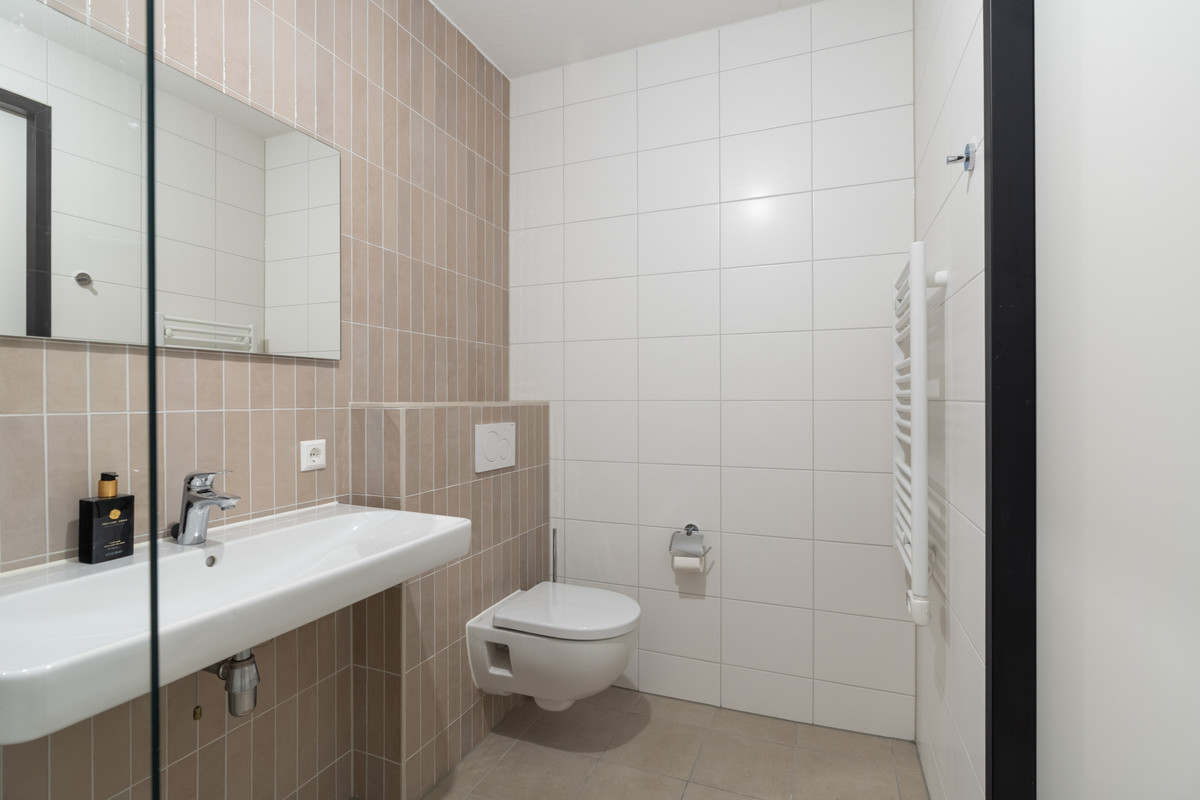 Appartement te koop: Baan 34E13, Rotterdam