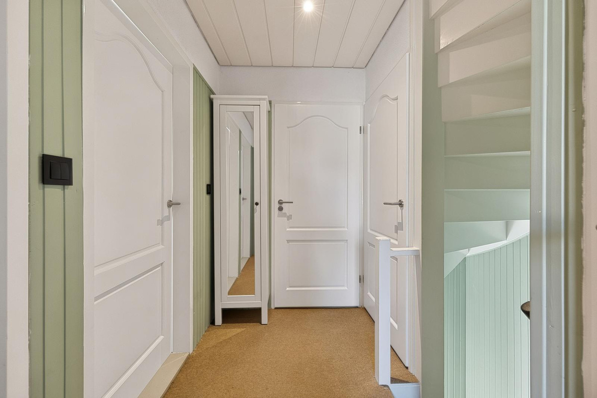 Tussenwoning te koop: Rijnlaan 56, Bergen Op Zoom