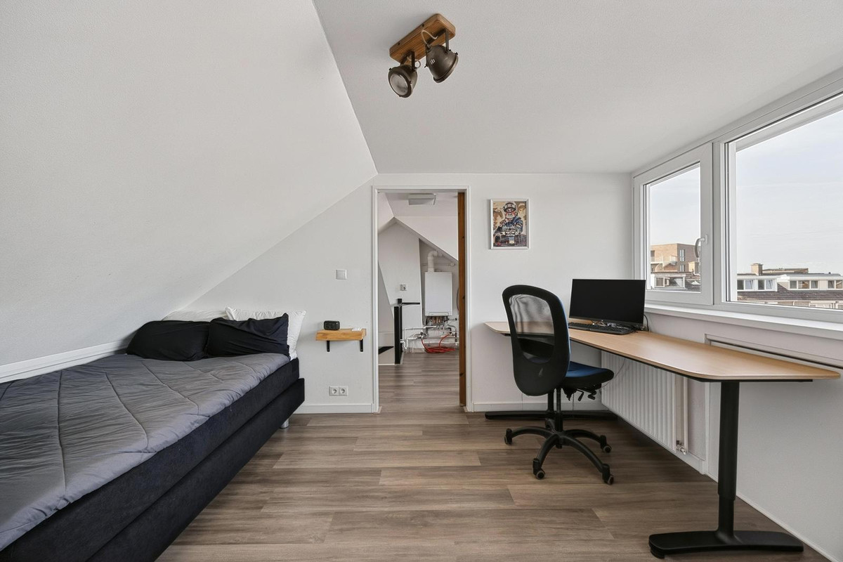 Tussenwoning te koop: Rijnlaan 56, Bergen Op Zoom