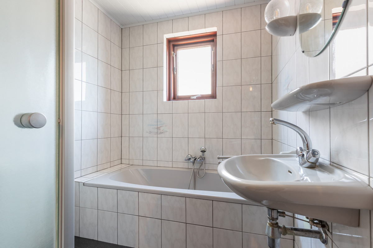 Vrijstaande woning te koop: Langeraarseweg 258, Ter Aar
