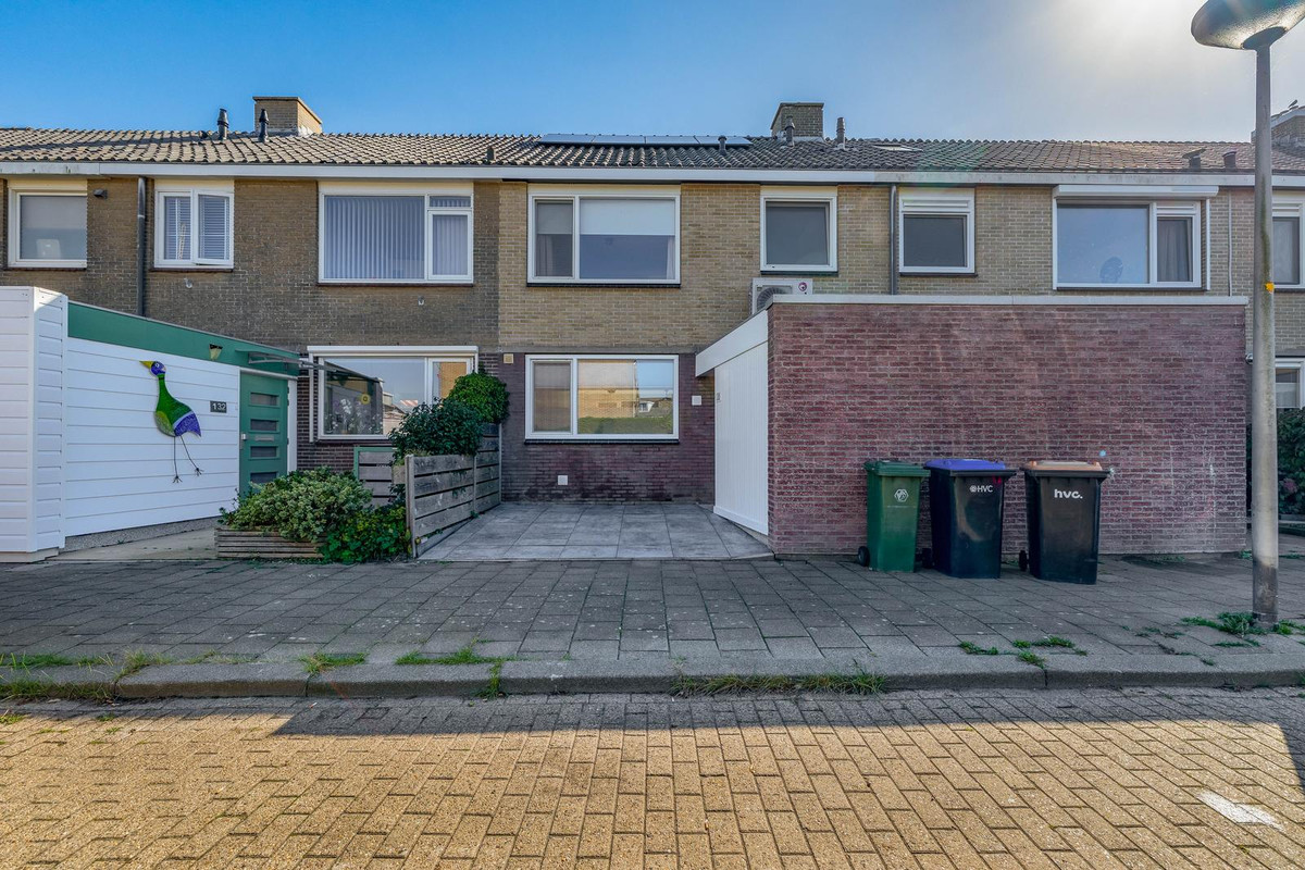 Tussenwoning te koop: Jolstraat 130, Den Helder