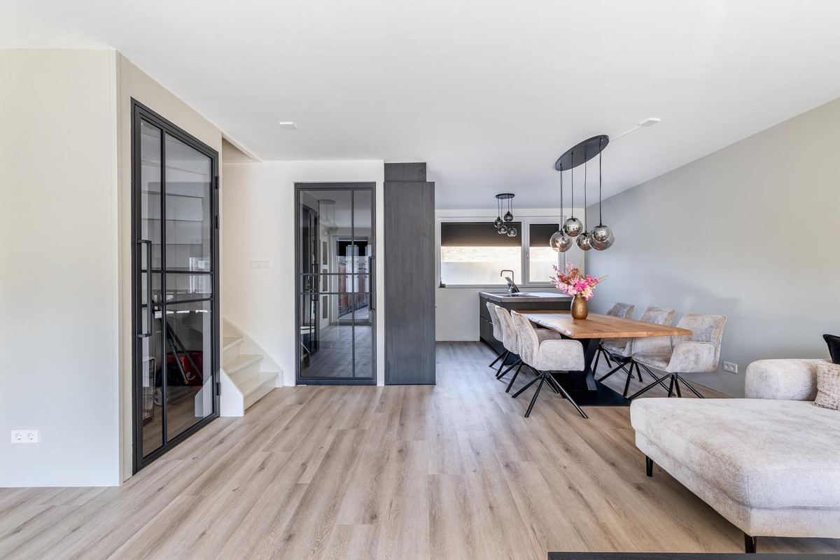 Tussenwoning te koop: Jolstraat 130, Den Helder
