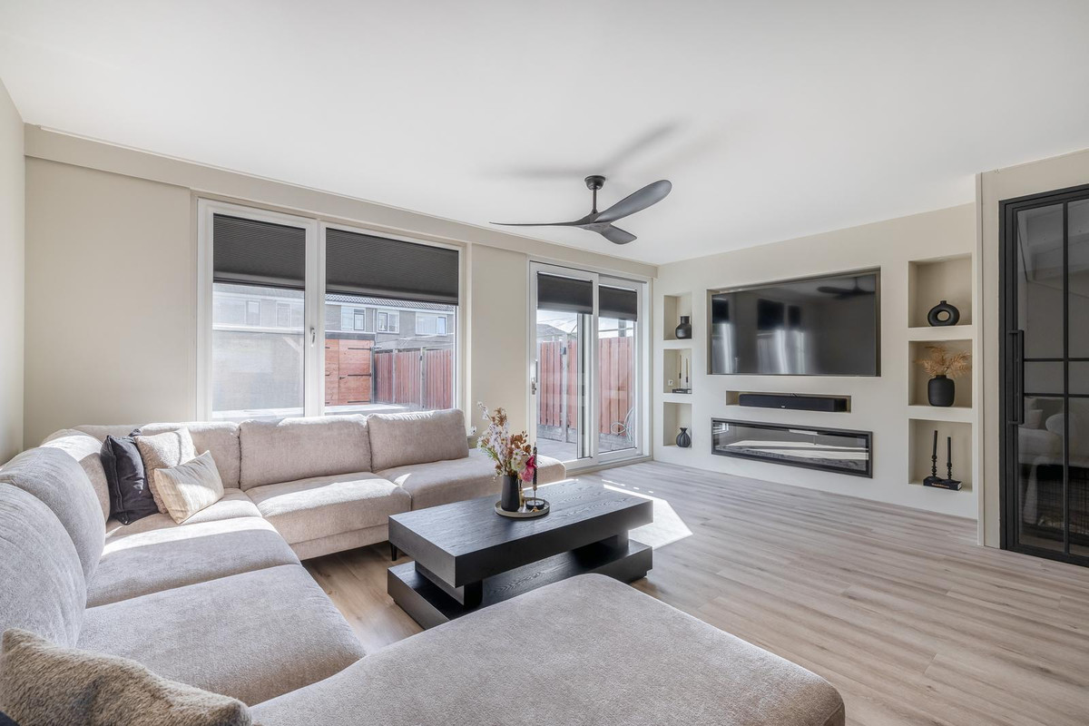 Tussenwoning te koop: Jolstraat 130, Den Helder