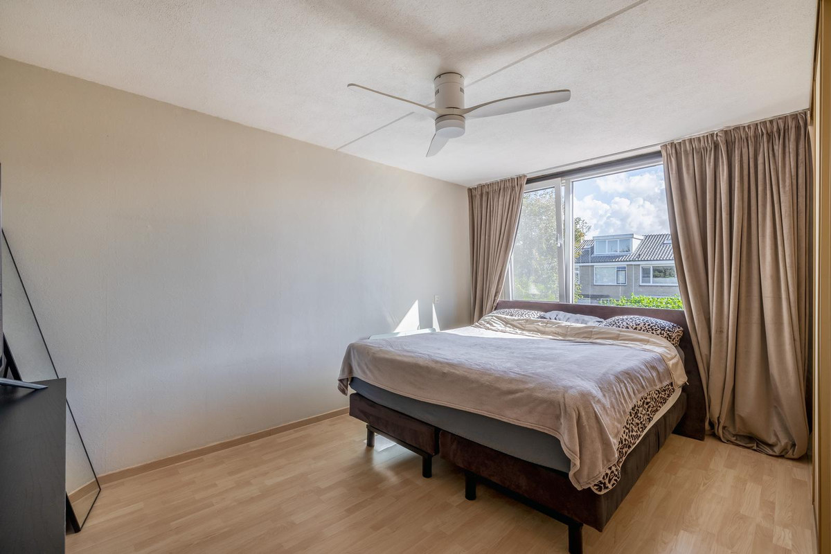 Tussenwoning te koop: Jolstraat 130, Den Helder
