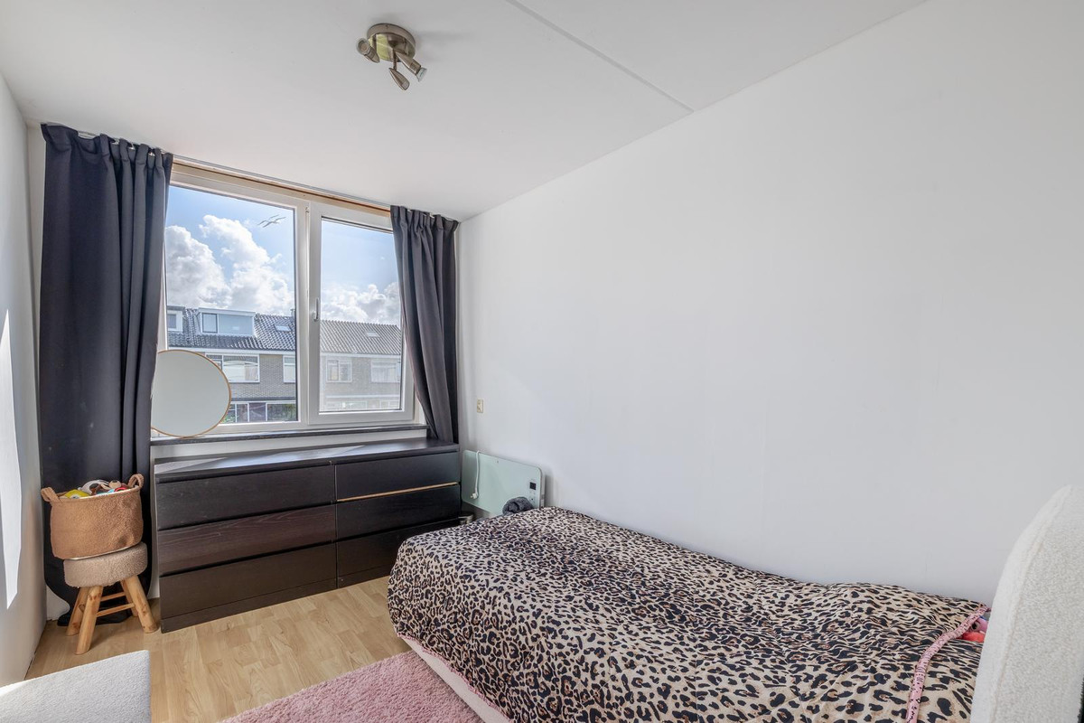 Tussenwoning te koop: Jolstraat 130, Den Helder