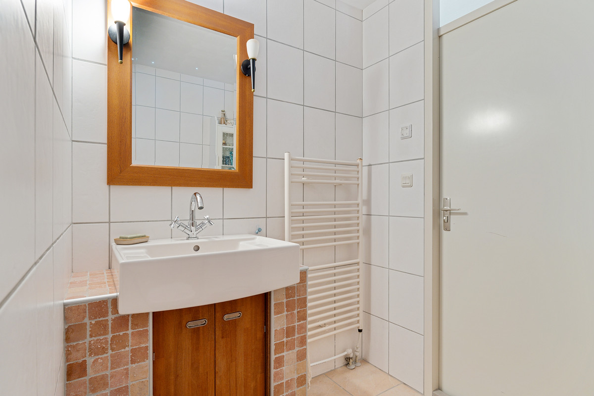 Hoekwoning te koop: Caro van Eyckstraat 26, Zaandam