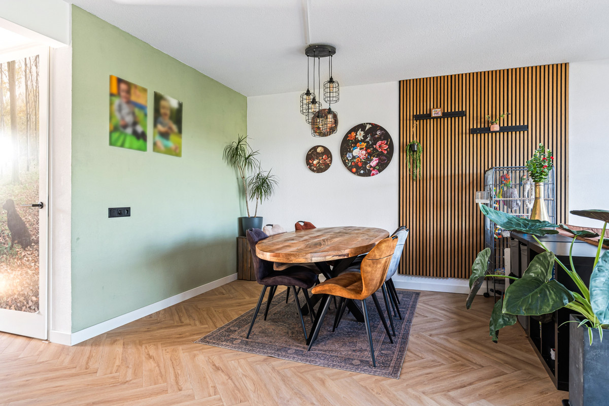Tussenwoning te koop: Diny Sprockstraat 72, Leeuwarden