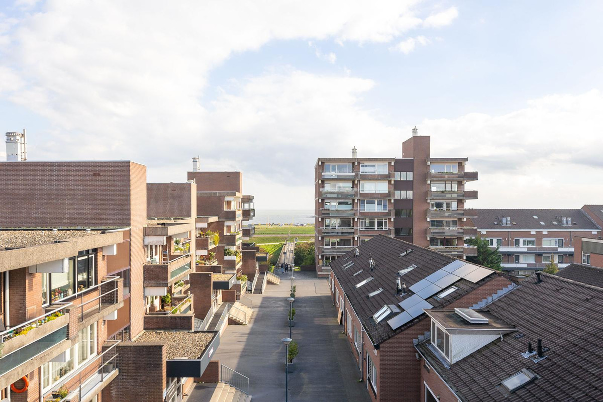 Appartement te koop: Poolster 241, Hoorn