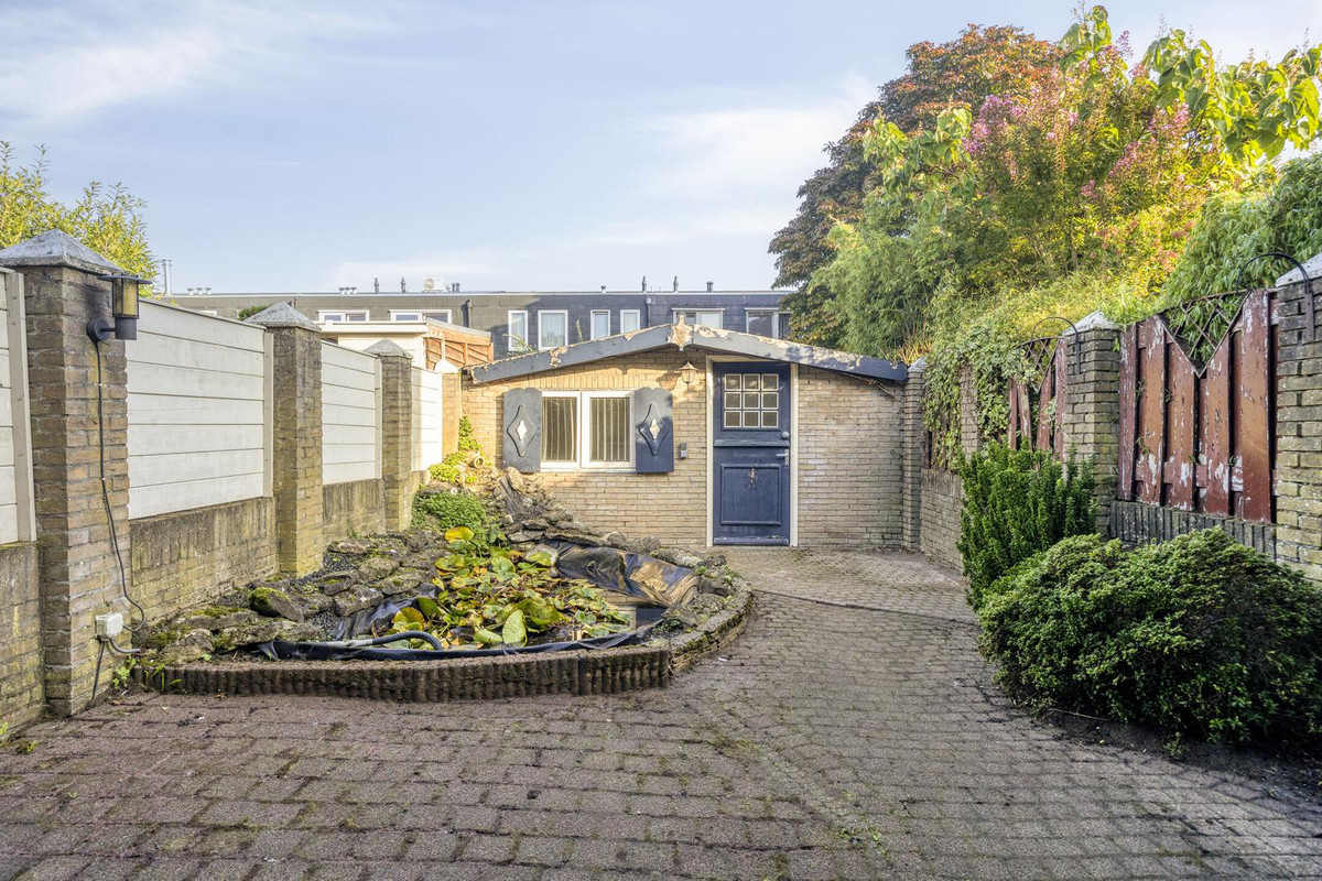 Tussenwoning te koop: Huijgensstraat 133, Hoogerheide