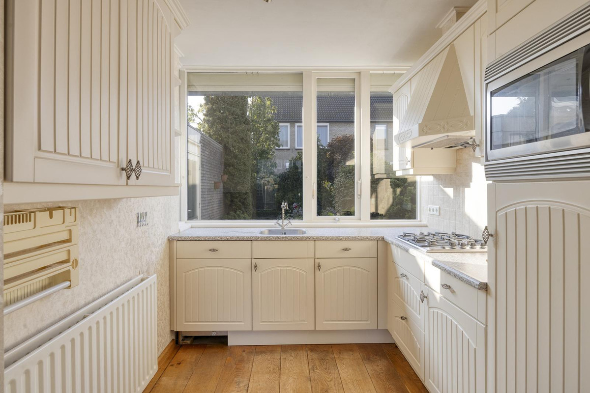 Tussenwoning te koop: Huijgensstraat 133, Hoogerheide