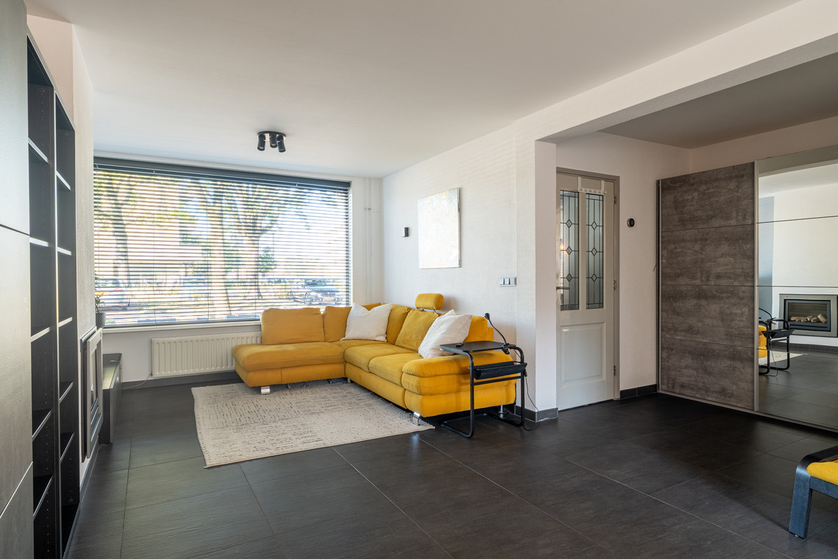 Tussenwoning te koop: Valeriaanstraat 31, Waalwijk