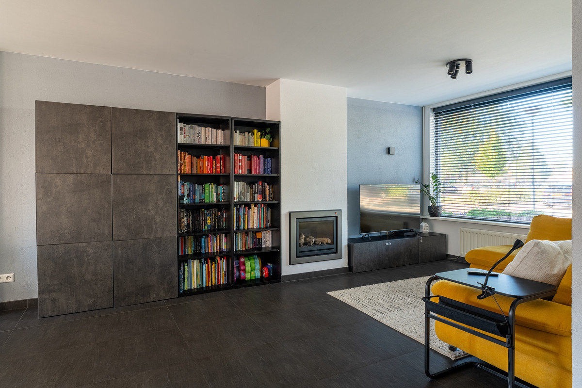 Tussenwoning te koop: Valeriaanstraat 31, Waalwijk