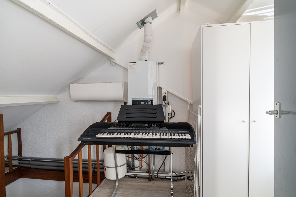 Tussenwoning te koop: Valeriaanstraat 31, Waalwijk