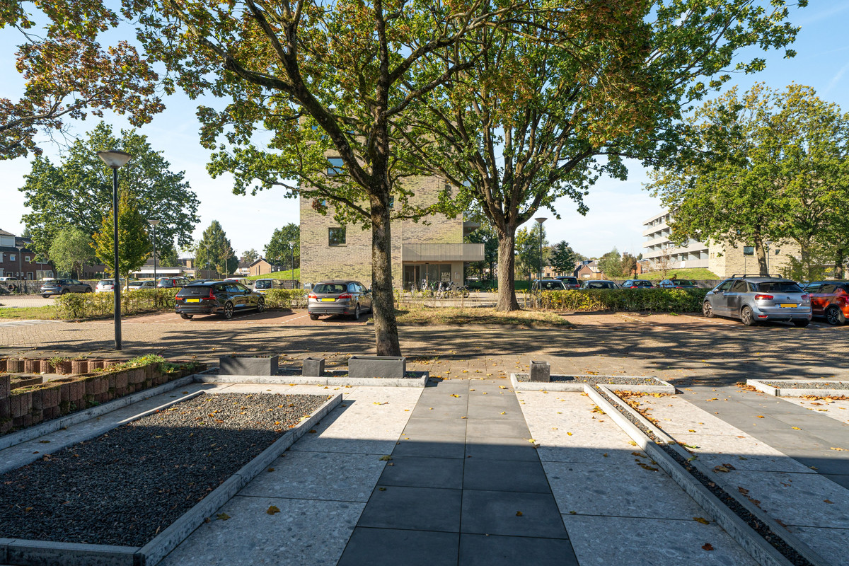 Tussenwoning te koop: Valeriaanstraat 31, Waalwijk