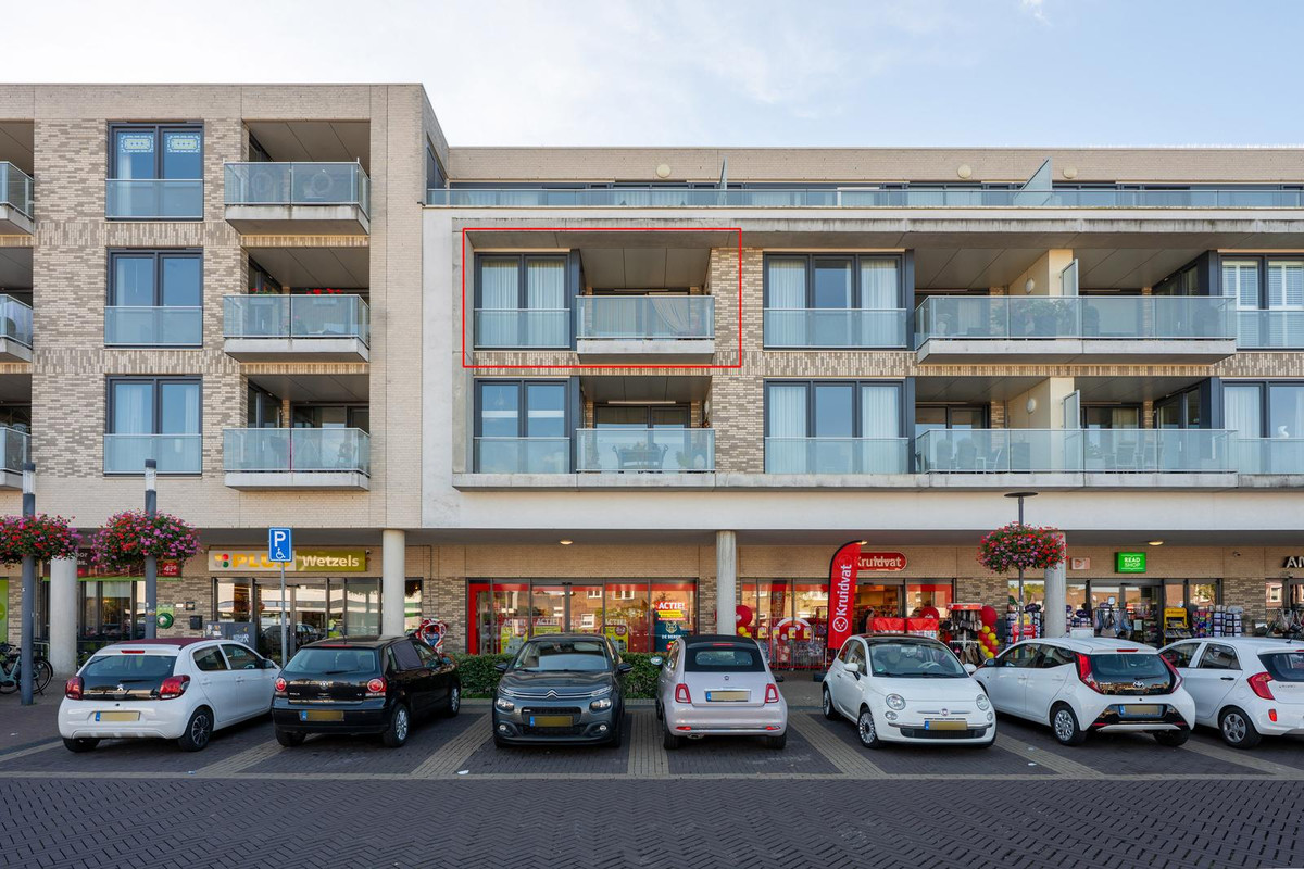 Appartement te koop: Hovenstraat 122F, Landgraaf