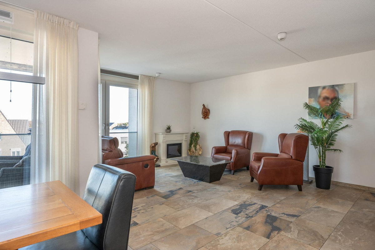 Appartement te koop: Hovenstraat 122F, Landgraaf
