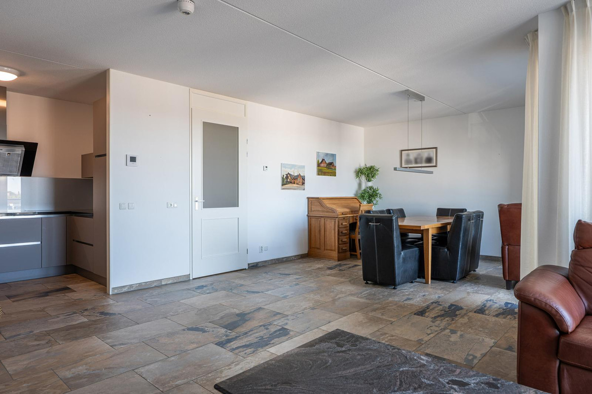 Appartement te koop: Hovenstraat 122F, Landgraaf