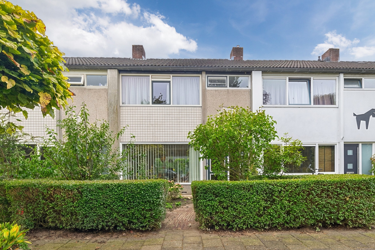 Tussenwoning te koop: Oudeland 25, Harmelen